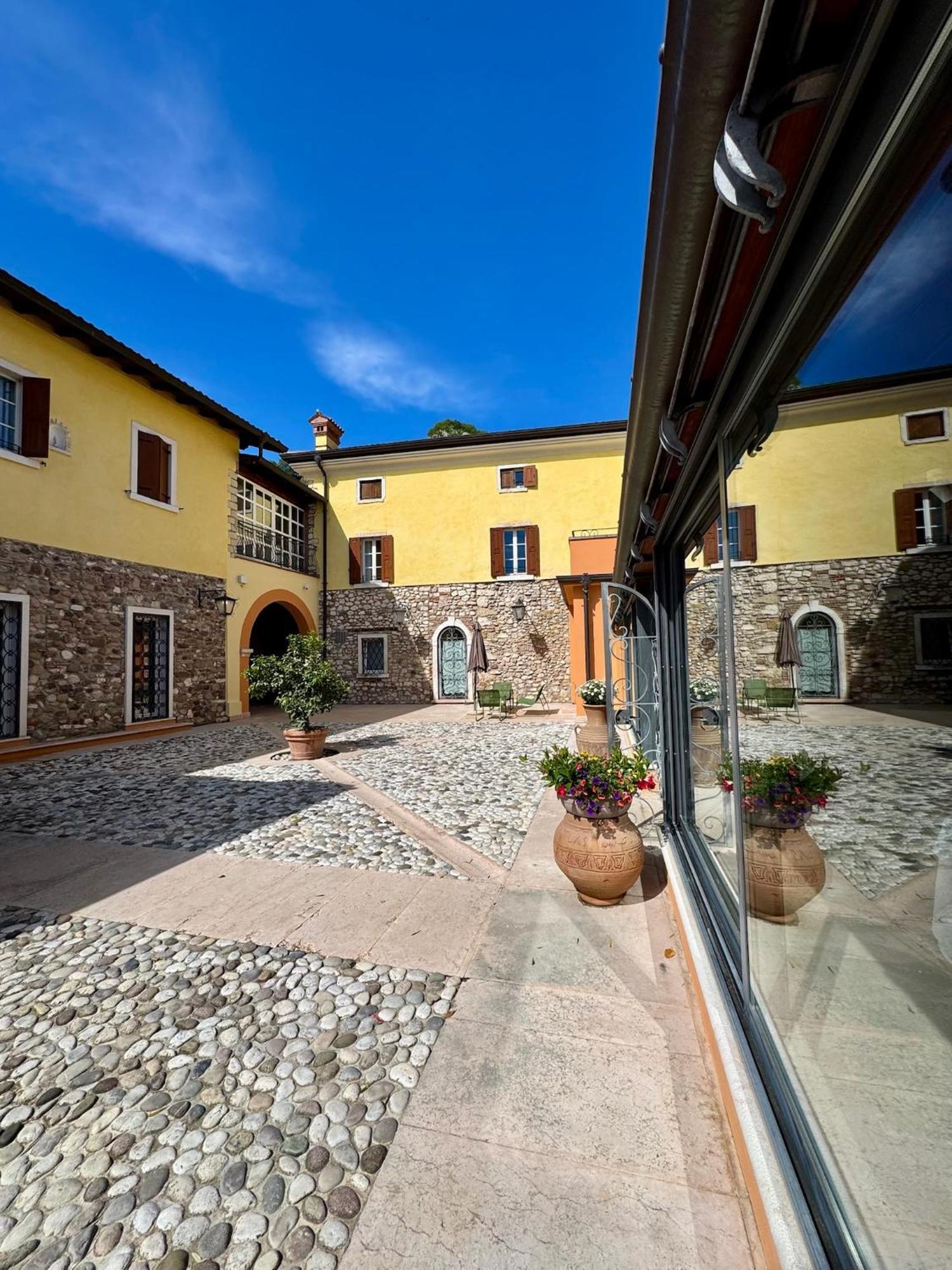 Corte Impero Hotel & Restaurant Affi Exterior foto